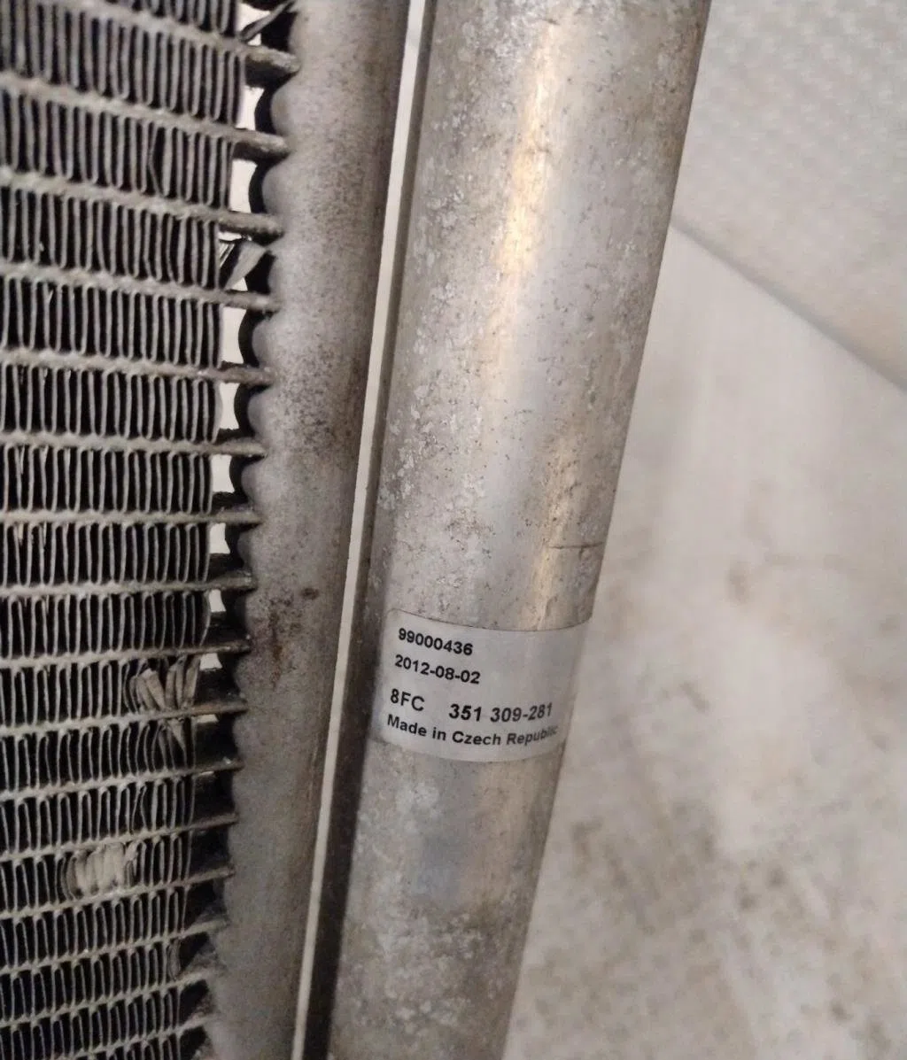 Condenseur clim FORD FIESTA 6  FIESTA 6 PHASE 1 occasion — photo 4