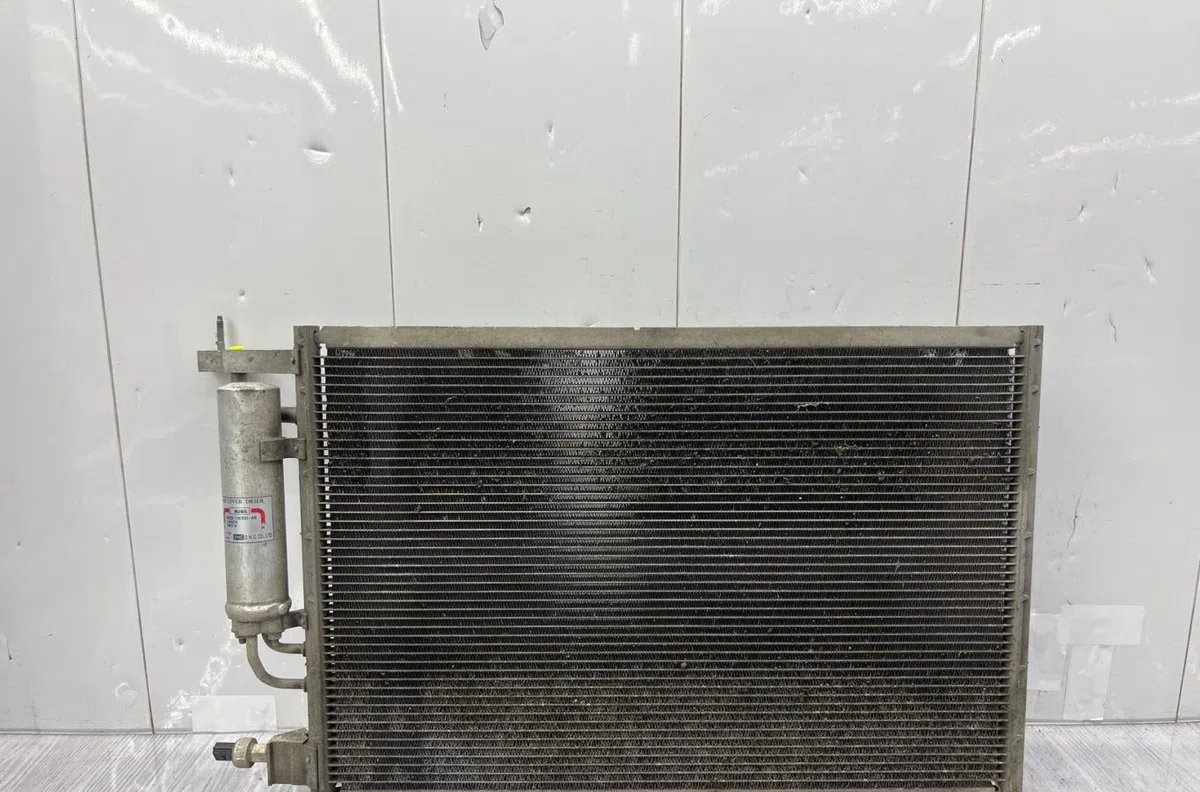 Condenseur clim FORD FIESTA 6 PHASE 1 occasion — photo 4