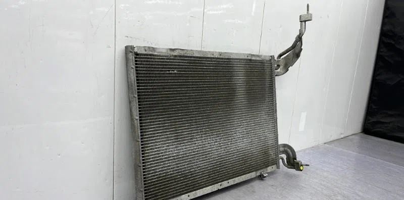 Condenseur clim FORD FIESTA 6 PHASE 2 occasion — photo 2
