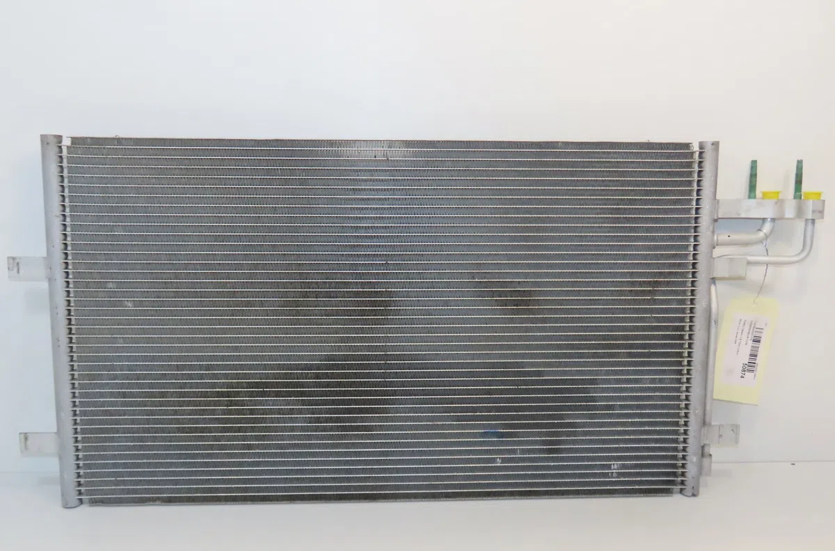 Condenseur clim Ford FOCUS C-MAX (DM2) 1.8 tdci (2005-2007) 5 portes occasion — photo 2