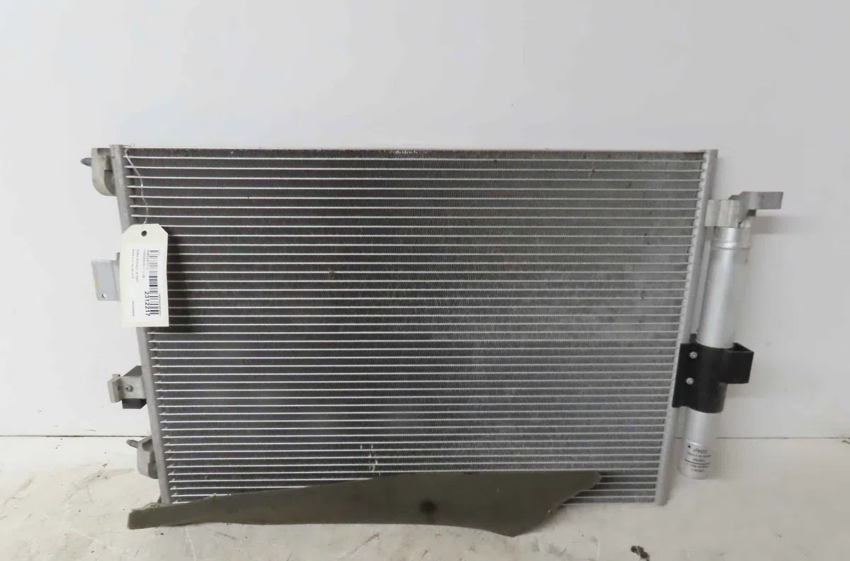 Condenseur clim FORD KUGA II occasion — photo 3