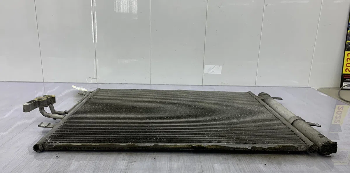 Condenseur clim FORD MONDEO 3 PHASE 1 occasion