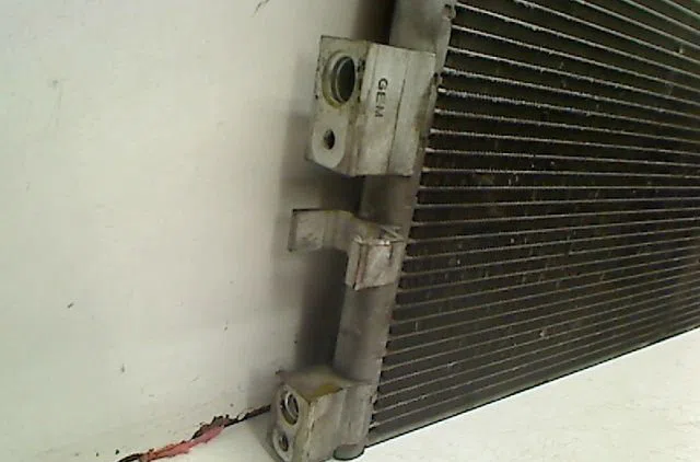 Condenseur clim Hyundai I20 I (PB, PBT) 1.4 crdi (2008-2015) occasion — photo 2