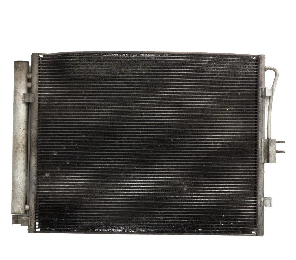 Condenseur clim Kia SOUL I (AM) 1.6 crdi 115 (2009-2014) occasion — photo 3
