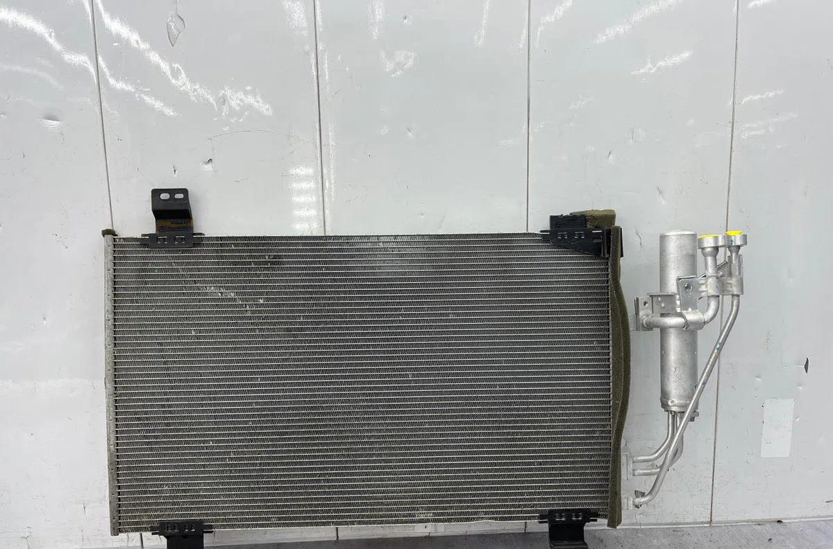 Condenseur clim MAZDA 2 3 PHASE 2 occasion — photo 3