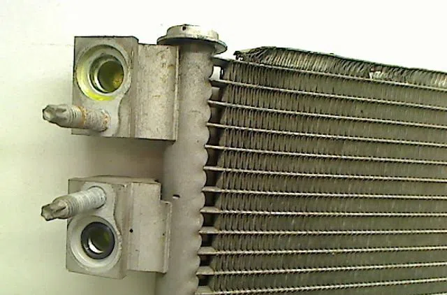 Condenseur clim Mazda 2 (DY) 1.25 (dy3w) (2003-2007) occasion — photo 2