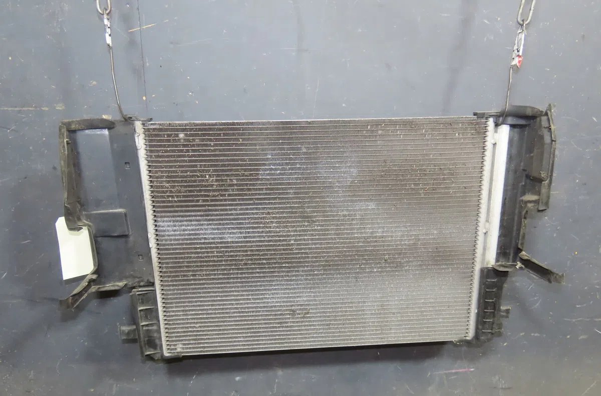 Condenseur clim Mercedes-benz CLASSE A (W176) A 250 (176.050) (2015-2018) occasion — photo 3