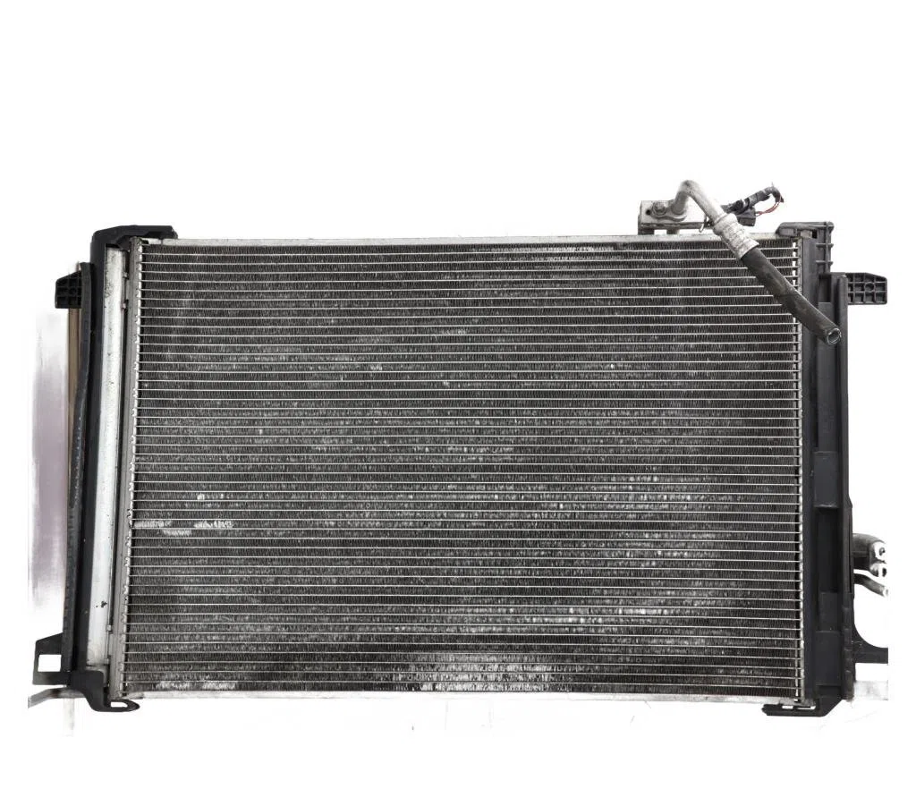 Condenseur clim Mercedes-benz CLASSE E (W212) E 350 cgi (212.057) (2009-2011) occasion — photo 2