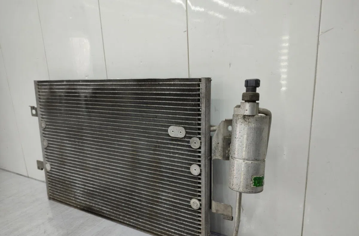 Condenseur clim MERCEDES CLASSE A 168 PHASE 1 occasion — photo 4