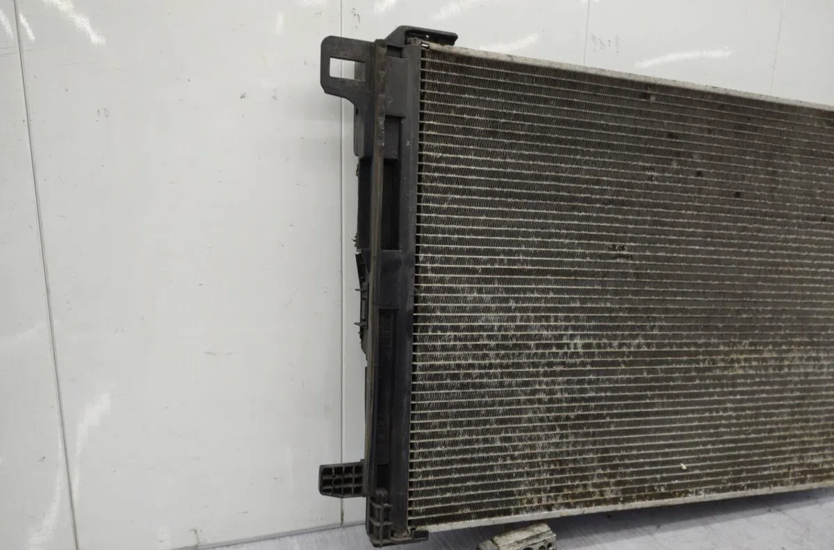 Condenseur clim MERCEDES CLASSE C 204 PHASE 1 BREAK occasion — photo 3