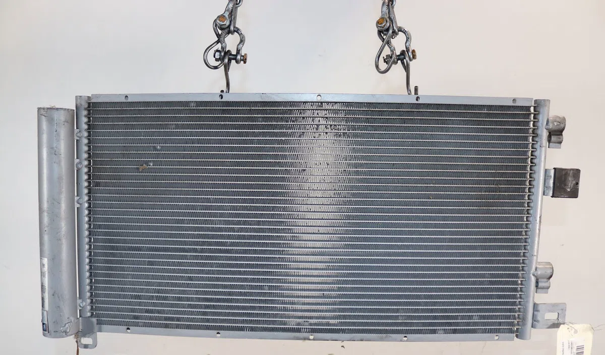 Condenseur clim Mini MINI Décapotable (R52) Cooper (2004-2008) occasion — photo 2