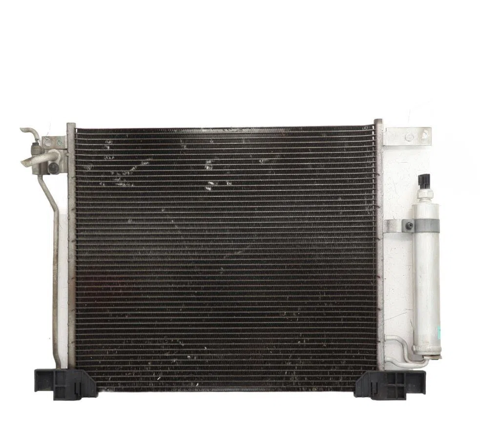 Condenseur clim Nissan JUKE (F15) 1.6 dig-t (2010) occasion — photo 4