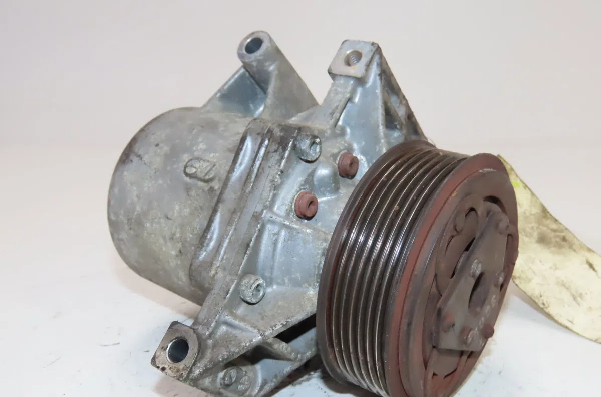 Condenseur clim Nissan MICRA IV (K13K) 1.2 (2010-2015) occasion — photo 2