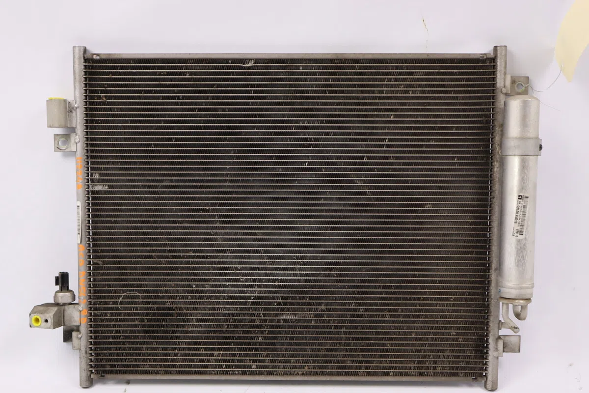 Condenseur clim Nissan NOTE (E12) 1.2 dig-s (2013) occasion — photo 2