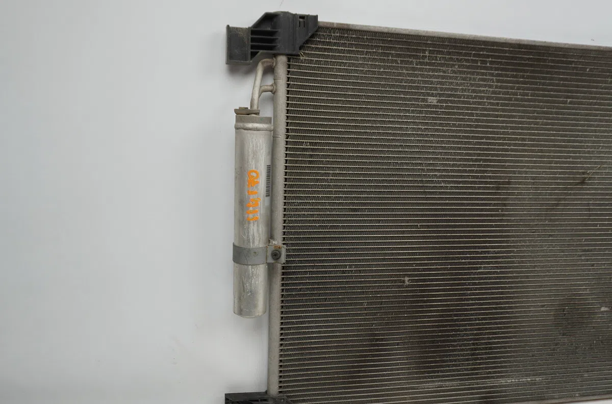 Condenseur clim Nissan NP300 NAVARA Pick-up (D23, D23T) 2.3 dci 4x4 (d231) (2015) occasion — photo 3