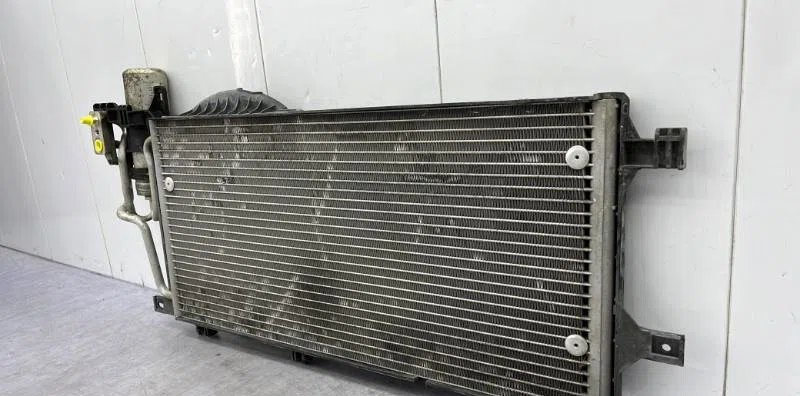Condenseur clim OPEL COMBO C PHASE 2 occasion — photo 4