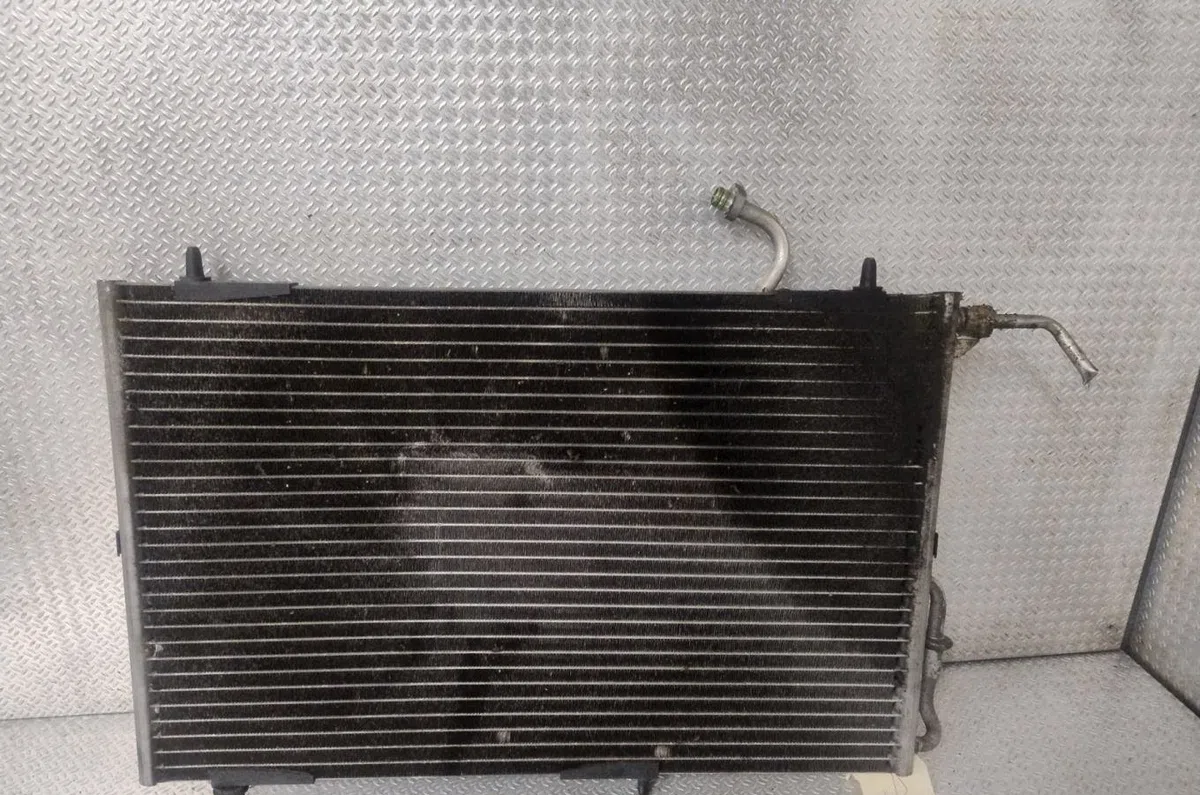 Condenseur clim Peugeot 206 (2L_, 2M_) 1.4 hdi eco 70 (2009-2013) 5 portes occasion