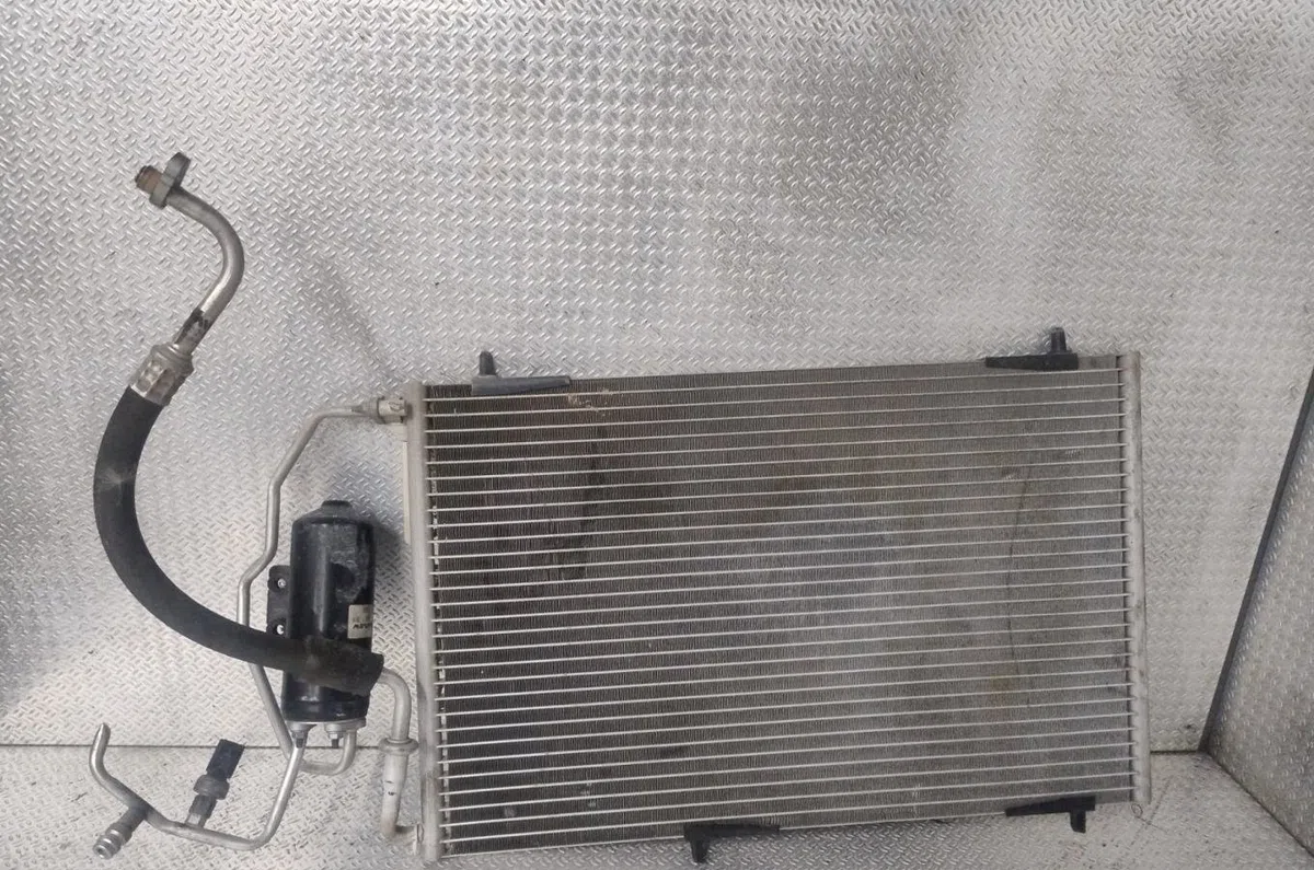 Condenseur clim Peugeot 206 (2L_, 2M_) 1.4 i (2lkfwa, 2mkfwa) (2009-2013) 3 portes occasion