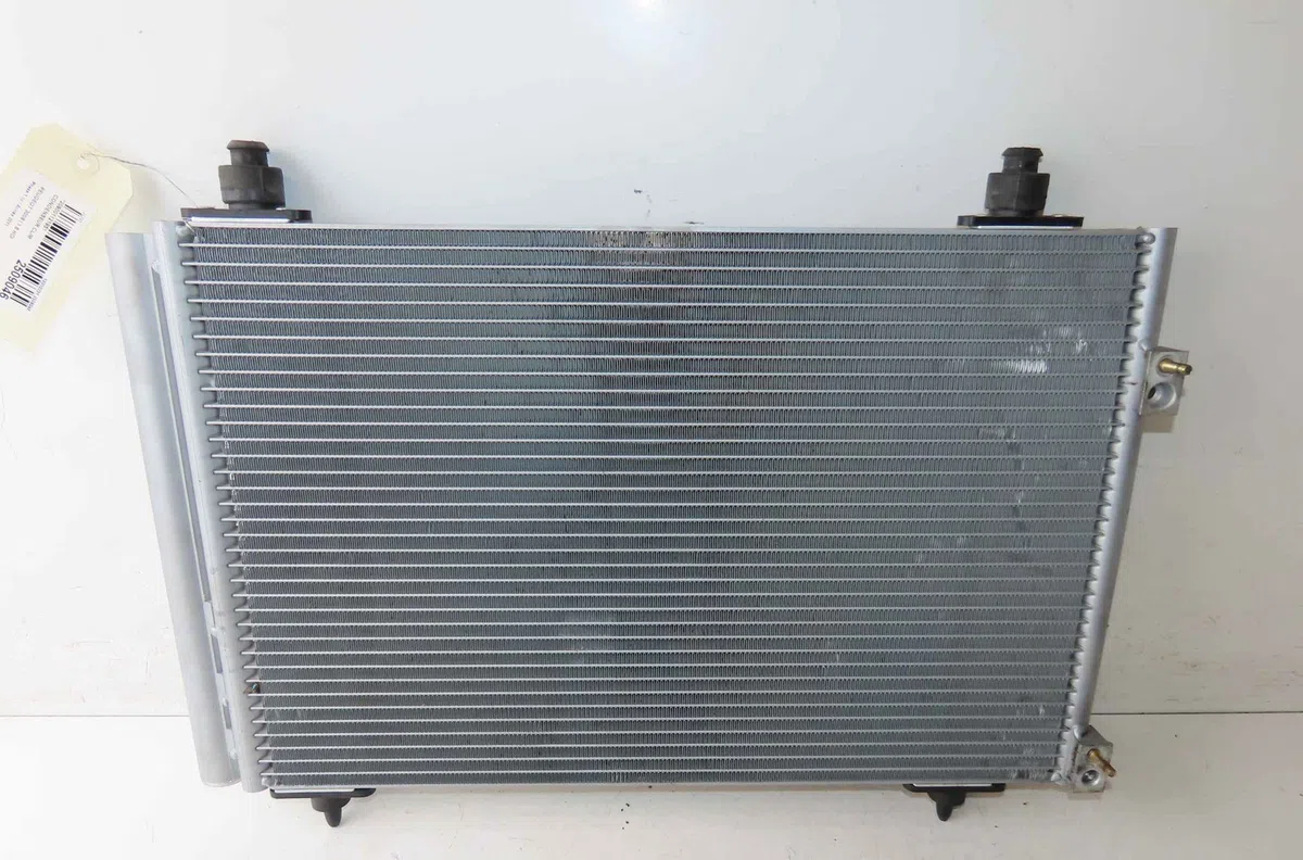 Condenseur clim PEUGEOT 3008 I occasion