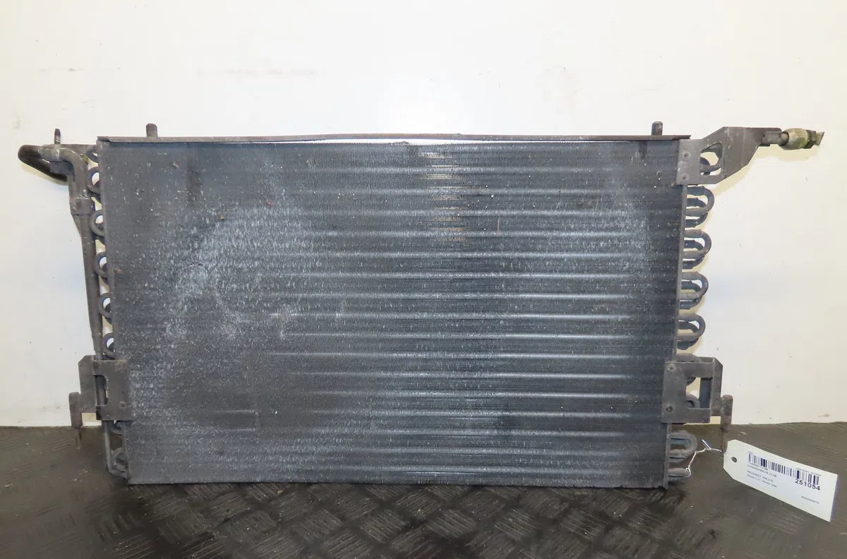 Condenseur clim Peugeot 306 3-5 portes (7A, 7C, N3, N5) 2.0 s16 (1993-2001) occasion