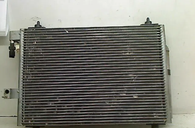 Condenseur clim Peugeot 407 (6D_) 2.0 hdi 135 (6drhrh, 6drhre, 6drhrg, 6drhrj) (2004-2010) 4 portes occasion