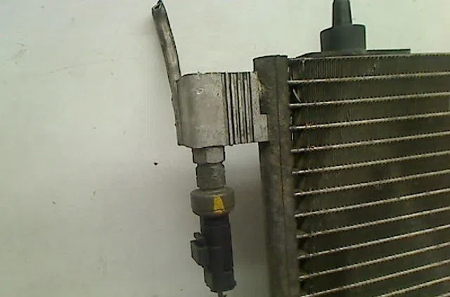 Condenseur clim Peugeot 407 SW (6E_) 1.6 hdi 110 (2004-2010) 5 portes occasion