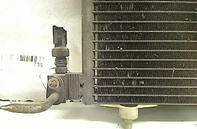 Condenseur clim Peugeot PARTNER Monospace (5_, G_) 2.0 hdi (2000-2008) 3 portes occasion