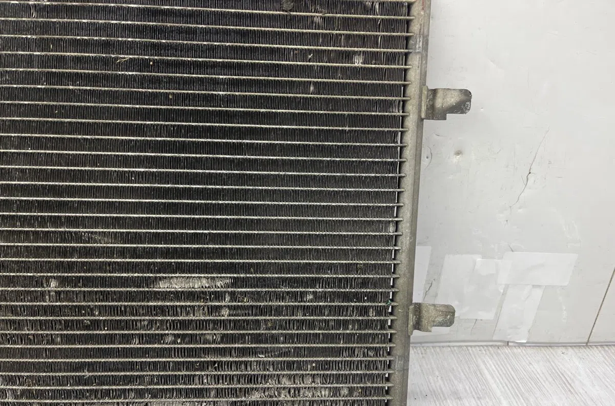 Condenseur clim RENAULT CLIO 2 PHASE 2 occasion