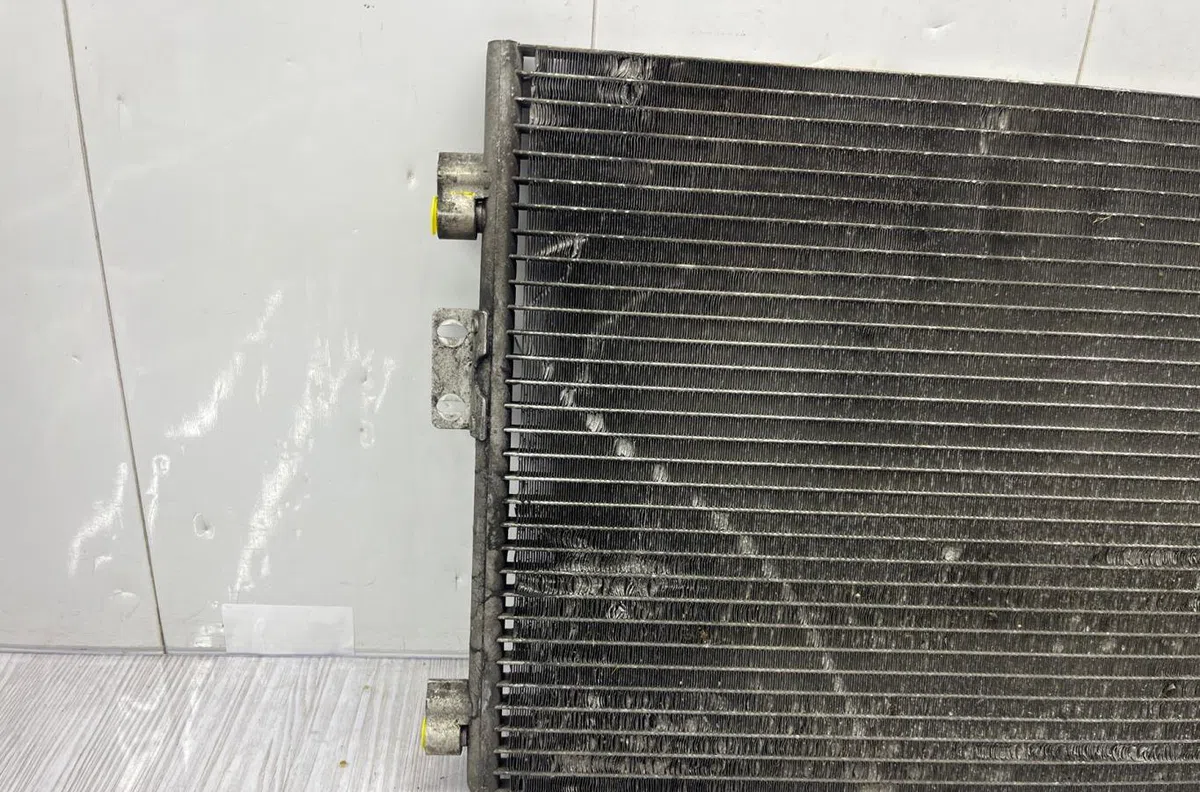 Condenseur clim RENAULT CLIO 2 PHASE 2 occasion