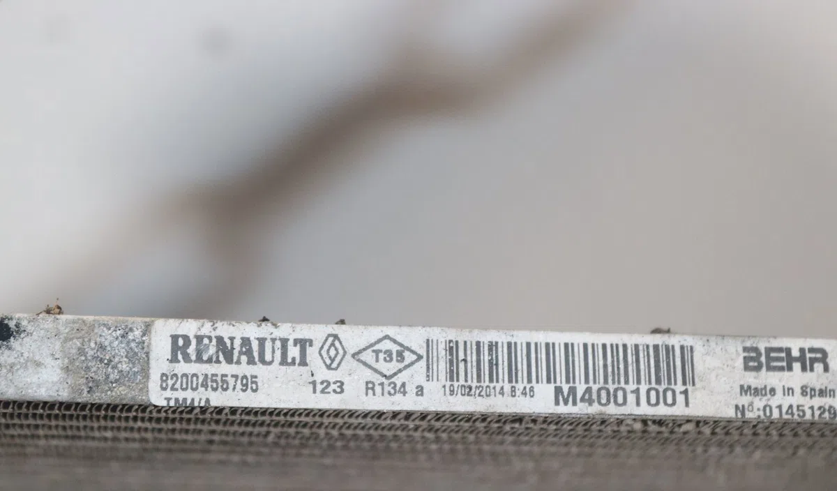 Condenseur clim Renault KANGOO Express (FW0-1_) 1.5 dci 75 (fw07, fw10, fw04) (2010) 4 portes occasion