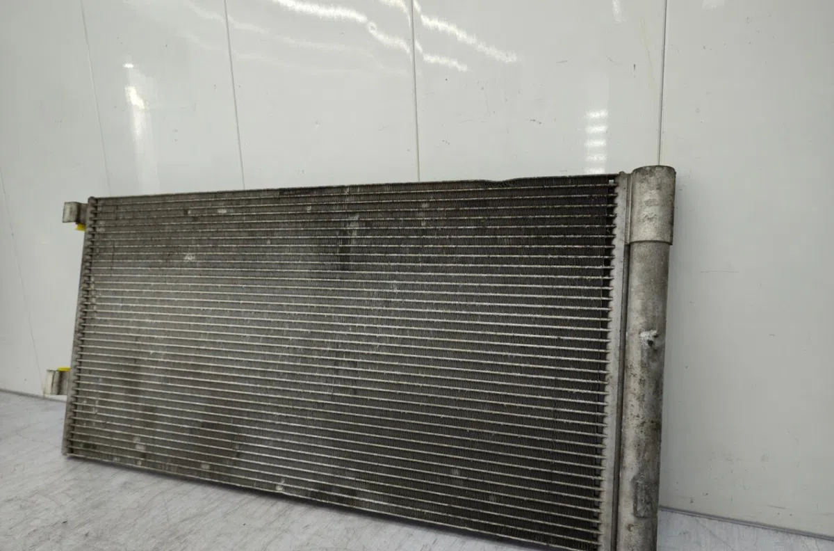 Condenseur clim RENAULT LATITUDE occasion