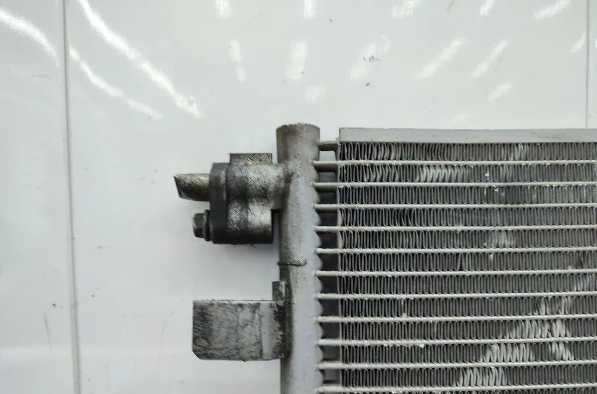 Condenseur clim RENAULT MEGANE 2 PHASE 1 BREAK occasion