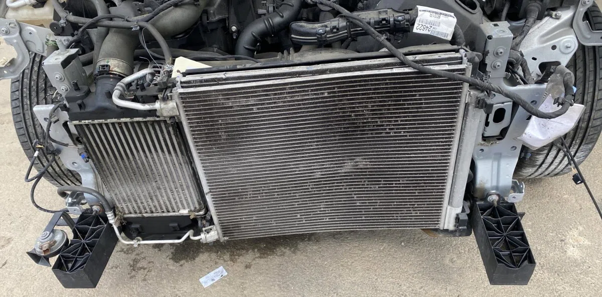 Condenseur clim RENAULT MEGANE 4 PHASE 1 occasion