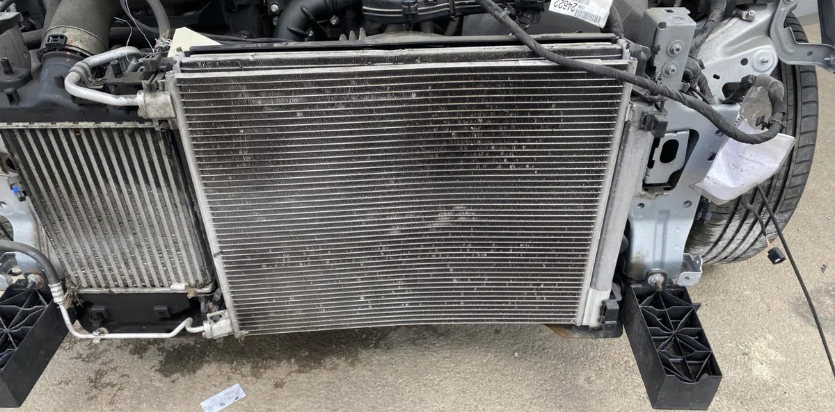 Condenseur clim RENAULT MEGANE 4 PHASE 1 occasion