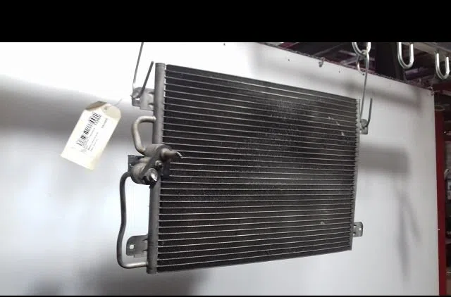 Condenseur clim Renault MEGANE Scenic (JA0-1_) 1.6 e (ja0f) (1996-1999) occasion