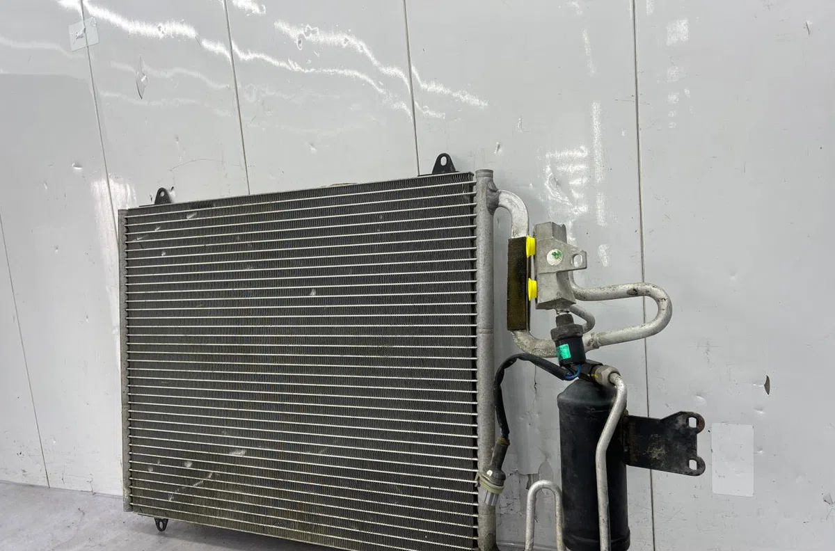 Condenseur clim RENAULT SAFRANE PHASE 1 occasion