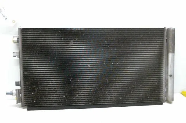 Condenseur clim Renault SCÉNIC III (JZ0-1_) 1.5 dci (2009) 5 portes occasion