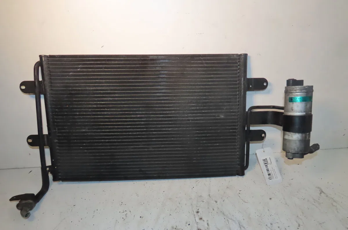 Condenseur clim Seat LEON (1M1) 1.9 tdi (1999-2006) occasion