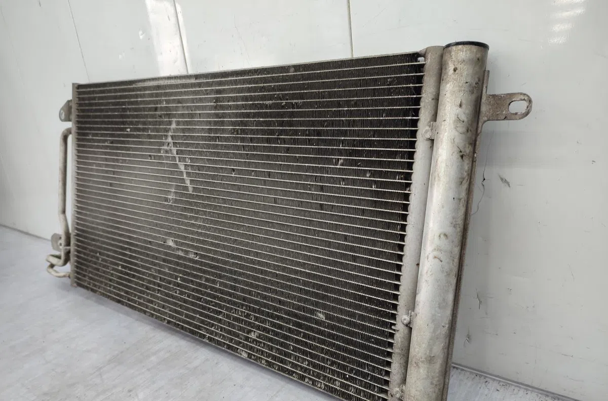 Condenseur clim SKODA FABIA 2 PHASE 2 occasion