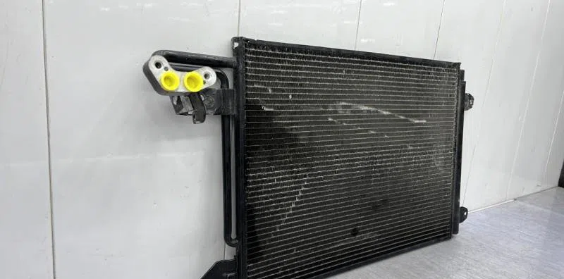 Condenseur clim SKODA OCTAVIA 2 PHASE 1 occasion
