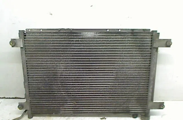Condenseur clim Suzuki GRAND VITARA I (FT, HT) 2.0 4x4 (ta52, tl52, sq 420) (1998-2003) occasion