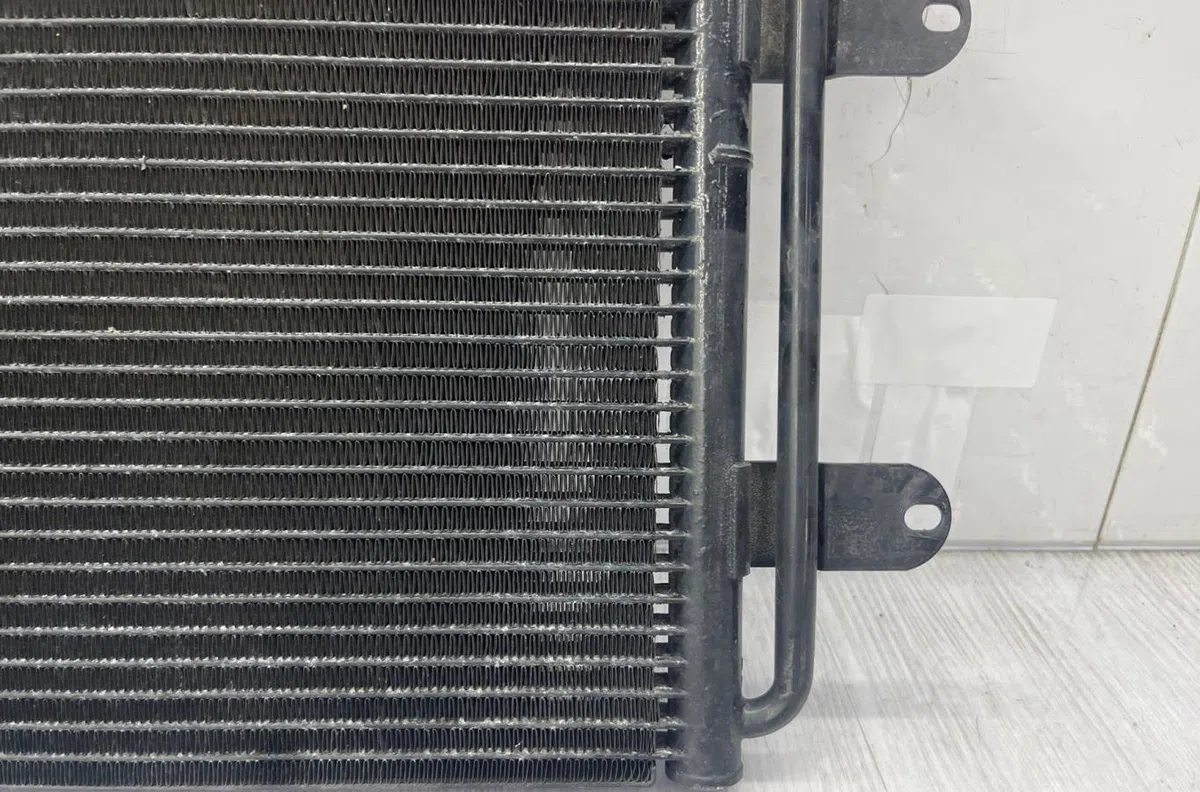 Condenseur clim VOLKSWAGEN BORA occasion