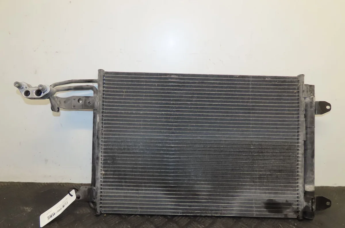 Condenseur clim Volkswagen EOS (1F7, 1F8) 2.0 tdi 16v (2008-2015) occasion