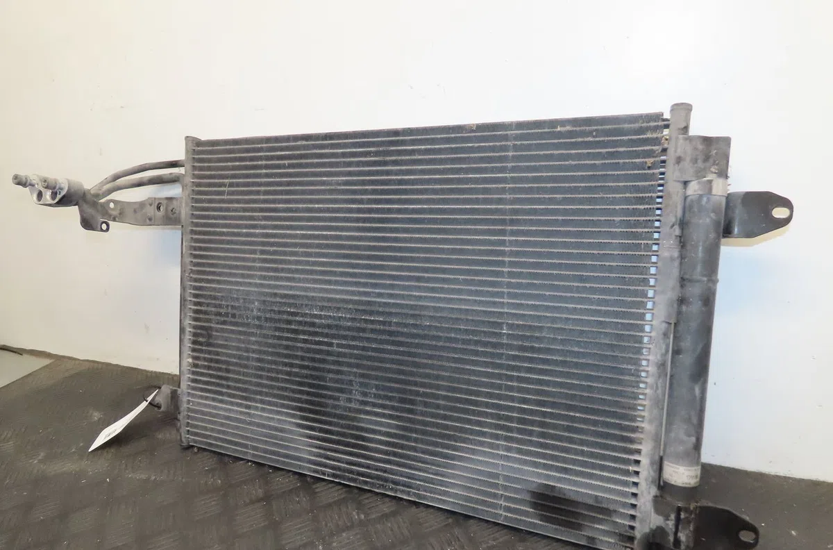 Condenseur clim Volkswagen EOS (1F7, 1F8) 2.0 tdi 16v (2008-2015) occasion
