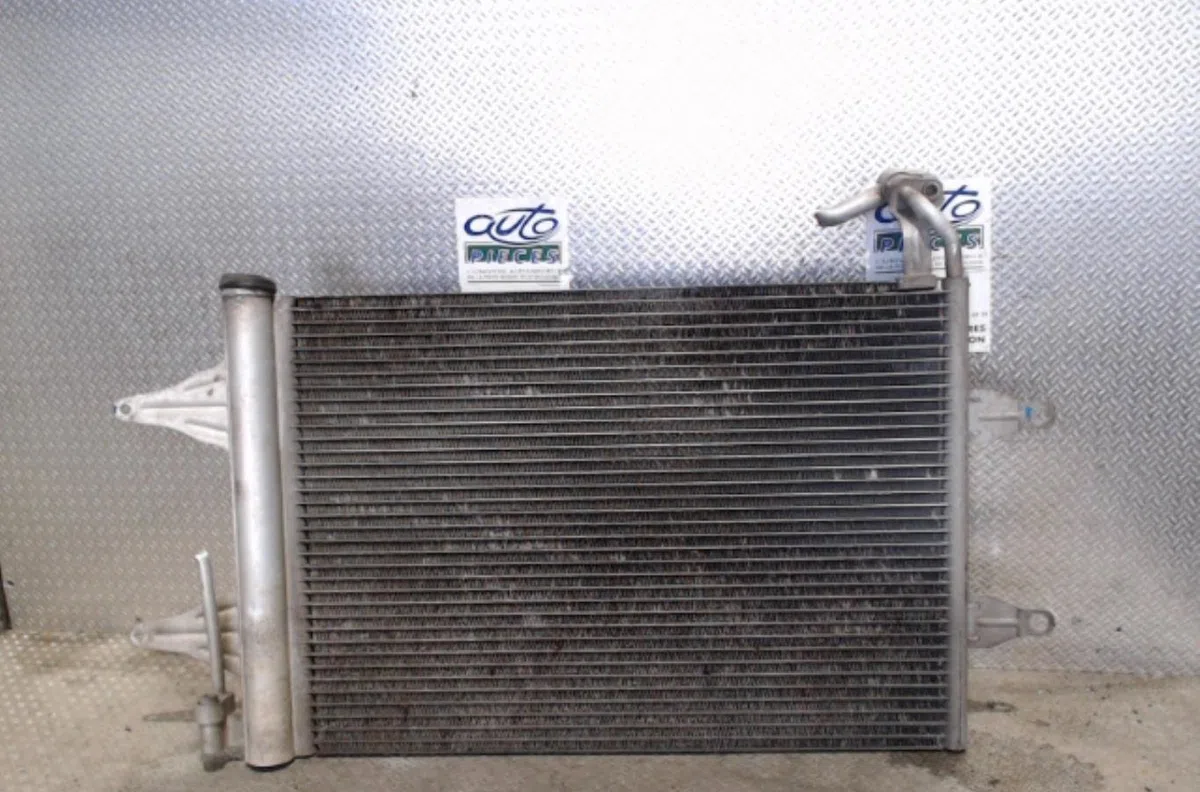 Condenseur clim VOLKSWAGEN FOX  FOX occasion