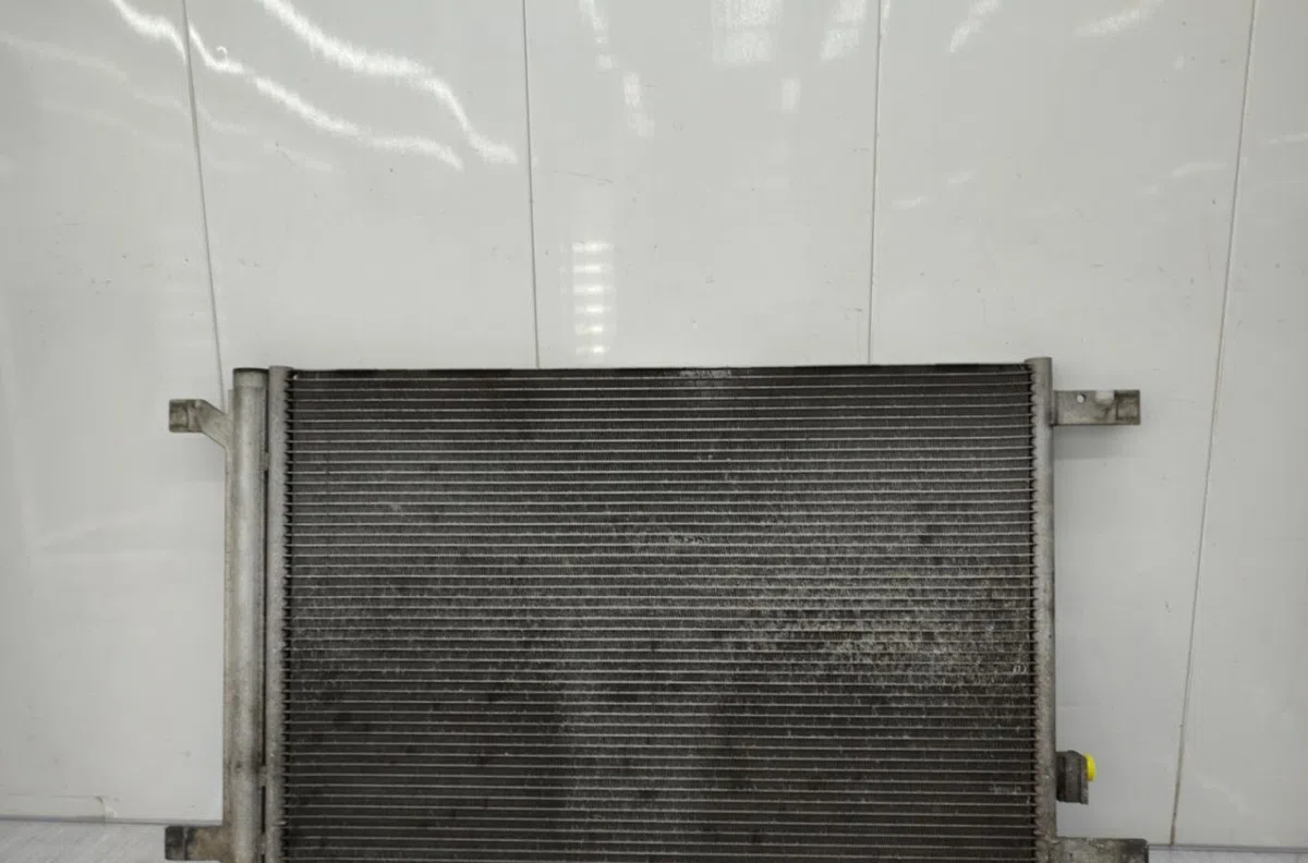 Condenseur clim VOLKSWAGEN GOLF 7 PHASE 1 occasion