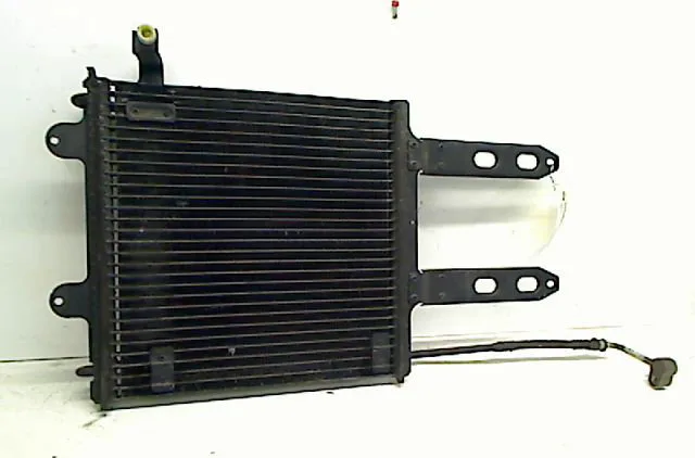 Condenseur clim Volkswagen POLO (6N2) 1.4 (1999-2001) 5 portes occasion