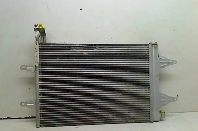 Condenseur clim Volkswagen POLO (9N_, 9A_) 1.2 (2002-2007) 5 portes occasion