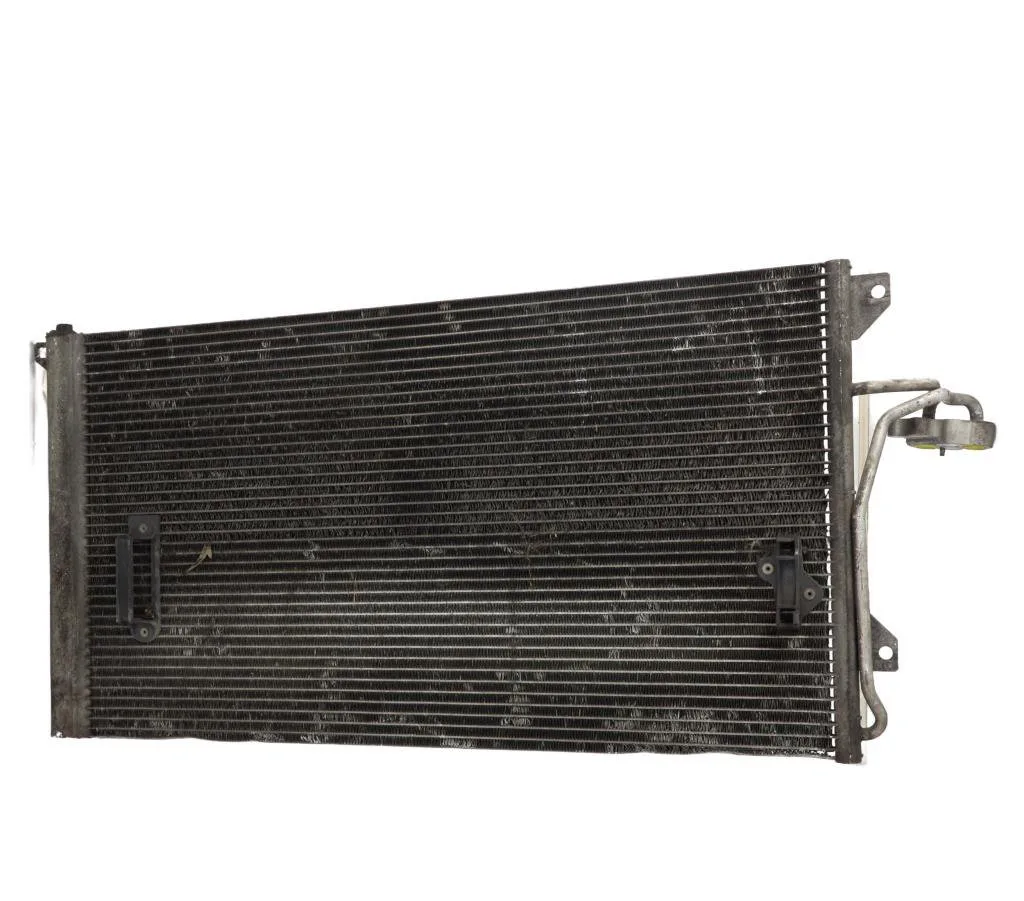Condenseur clim VOLKSWAGEN TOUAREG 1 TOUAREG 1 PHASE 2 occasion