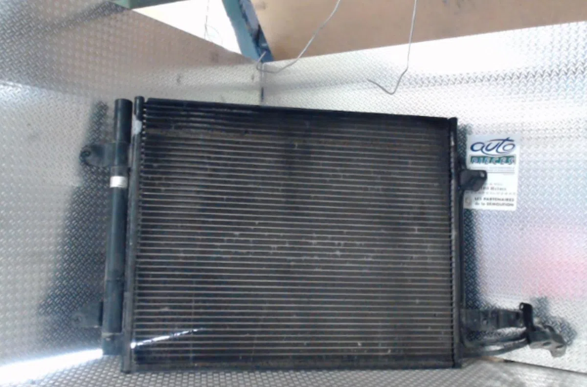 Condenseur clim VOLKSWAGEN TOURAN 1  TOURAN 1 PHASE 1 occasion